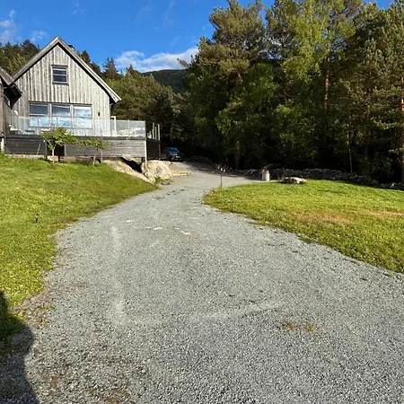 Cozy Holiday Home In Stunning Surroundings In Ardalsfjorden Holiday home