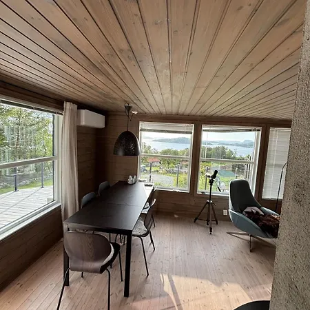 Cozy Holiday Home In Stunning Surroundings In Ardalsfjorden Semesterbostad